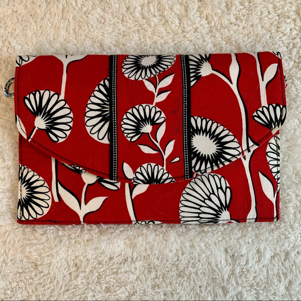 Vera Bradley Clutch - NWOT